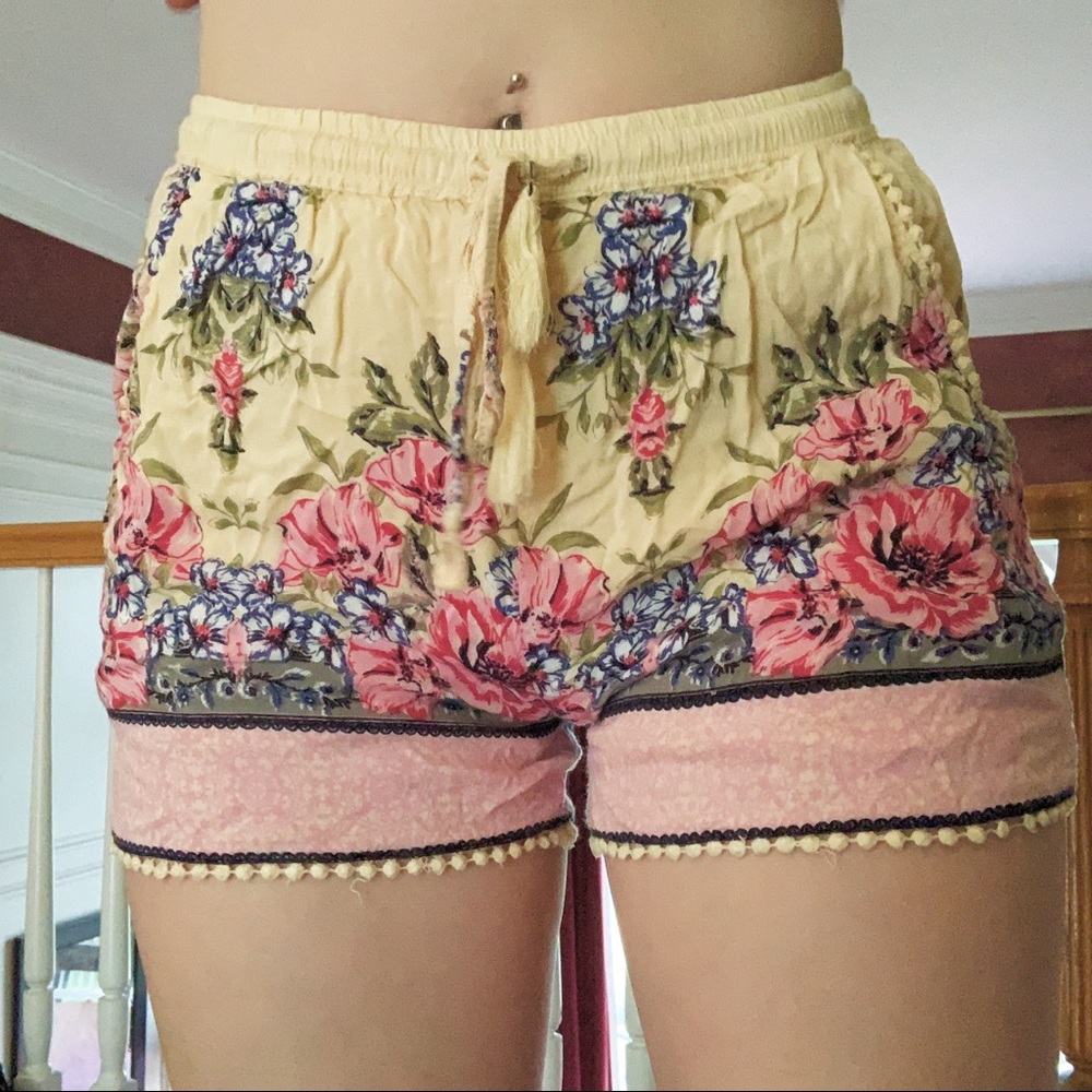 Blue Rain Elastic Shorts